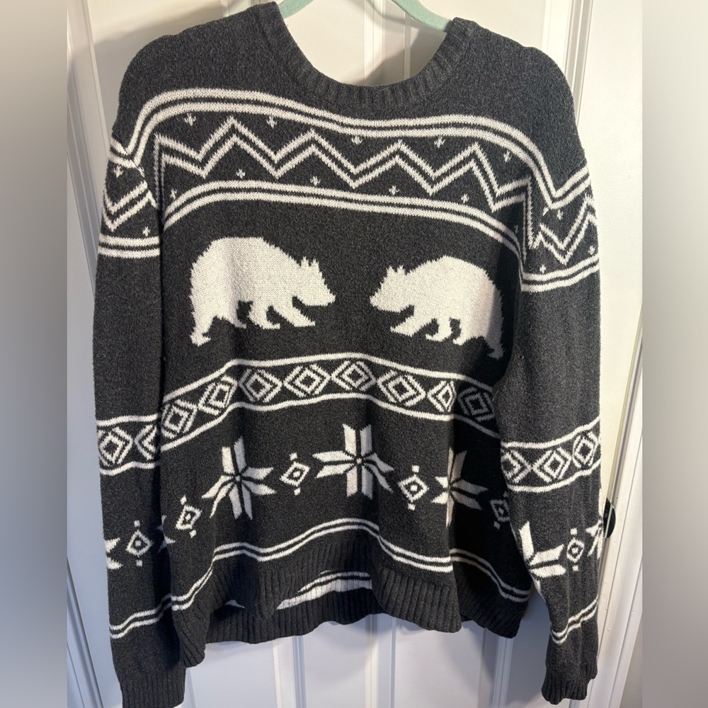 Fair isle cozy core old Navy Gray and White  Nordic Knit Sweater